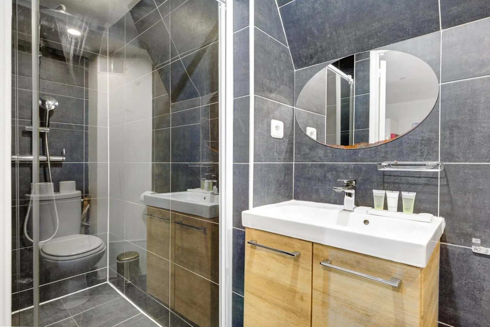 Apartment Bluestay 149 - Spacieux Appartement Paris Centre France